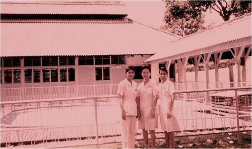 Sr Lee with 2 nurses